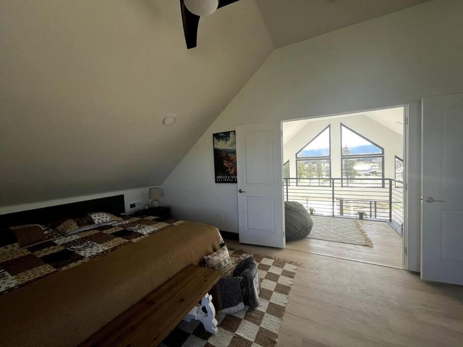 Red Rock Retreat Stunning Floor To Ceiling Views Vila Hatch Exterior foto