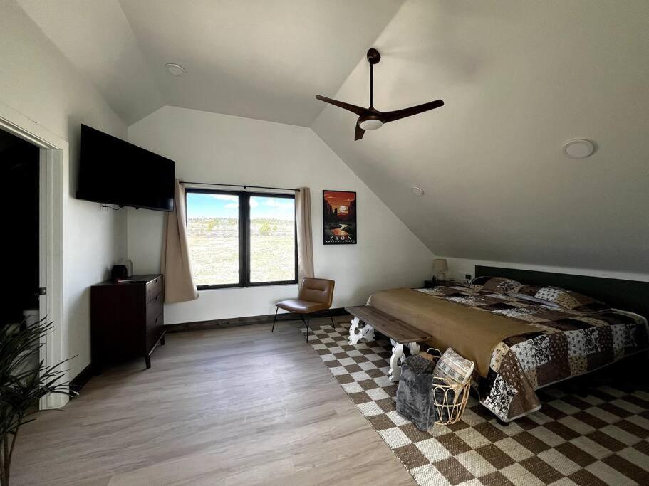 Red Rock Retreat Stunning Floor To Ceiling Views Vila Hatch Exterior foto